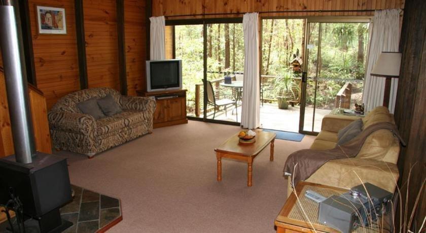 Springbrook Mountain Chalets Dış mekan fotoğraf