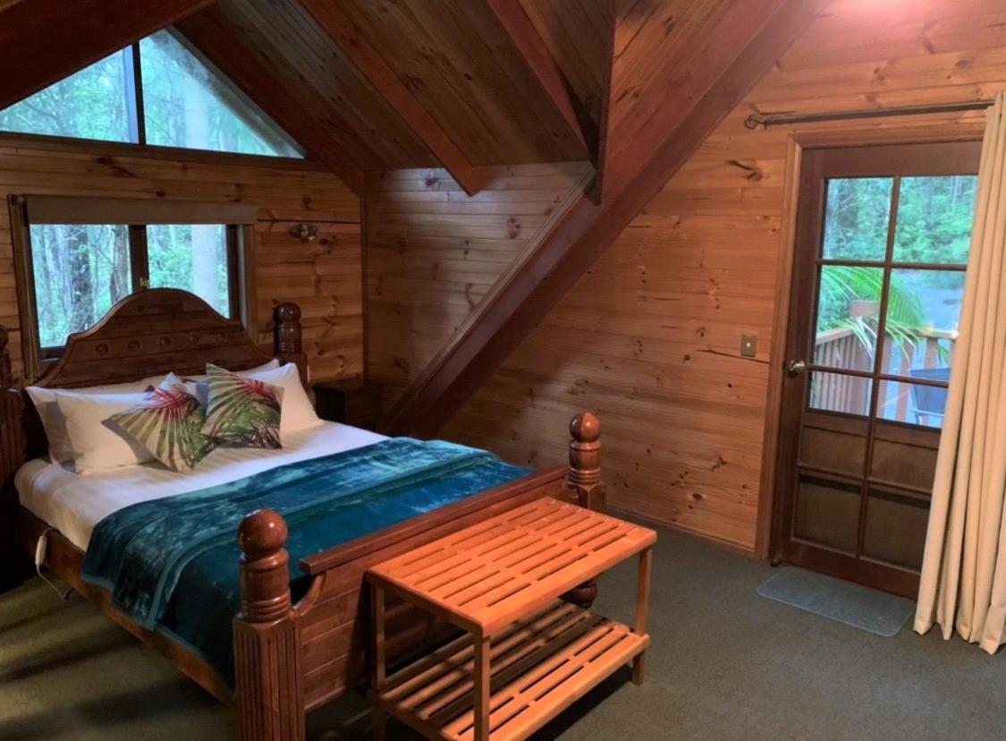 Springbrook Mountain Chalets Dış mekan fotoğraf
